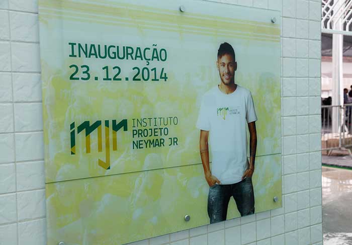 Pai de Neymar inaugura Instituto Projeto Neymar Jr, na Praia Grande