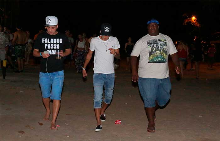 Neymar causa tumulto em Trancoso