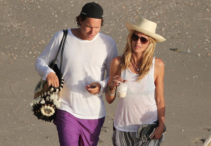 Heidi Klum curte passeio romântico com o namorado em St. Barts