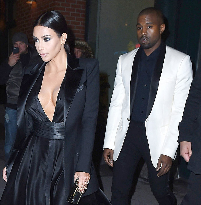 Kim Kardashian mostra sua beleza e glamour em Nova York