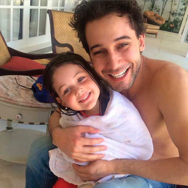 Tânia Mara registra felicidade da filha com a volta do tio Rafael Almeida