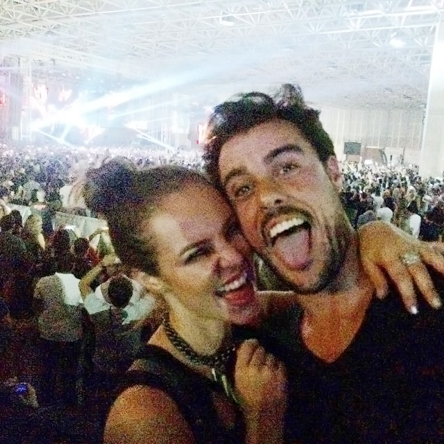 Paolla Oliveira e Joaquim Lopes curtem show de David Guetta no Rio