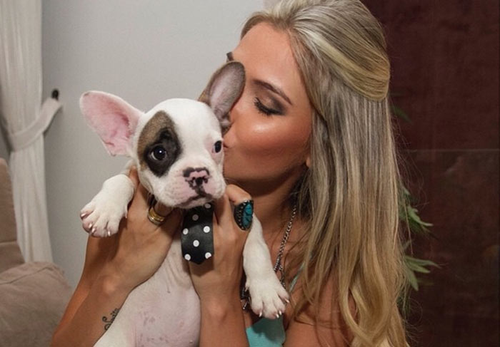 Andressa Suita faz aniversário e ganha cachorrinho de Gusttavo Lima