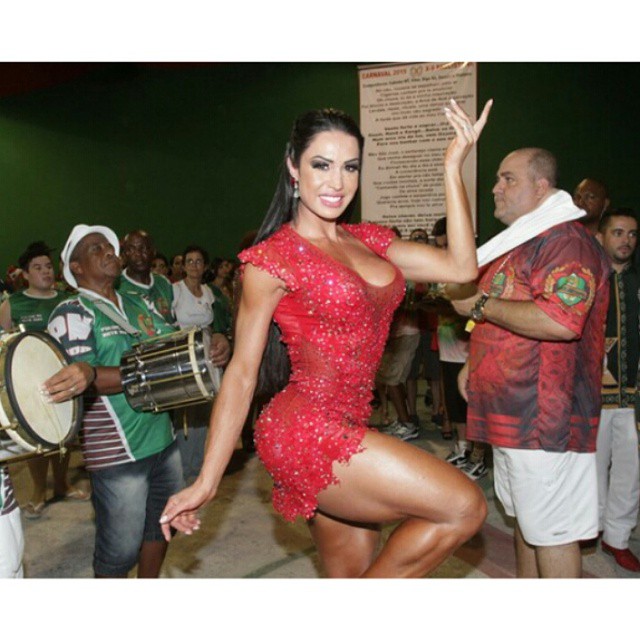 Pronta para o Carnaval, Gracyanne Barbosa filosofa: ‘Valorize o que tem de melhor!’