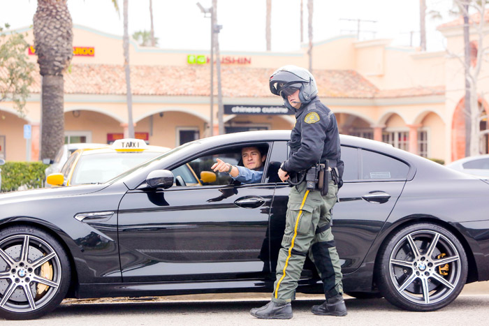 Orlando Bloom leva multa de velocidade em Los Angeles