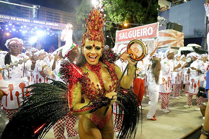 Rio: Com Vivi Araújo e Alexandre Nero, Salgueiro leva o sabor da comida mineira para a avenida