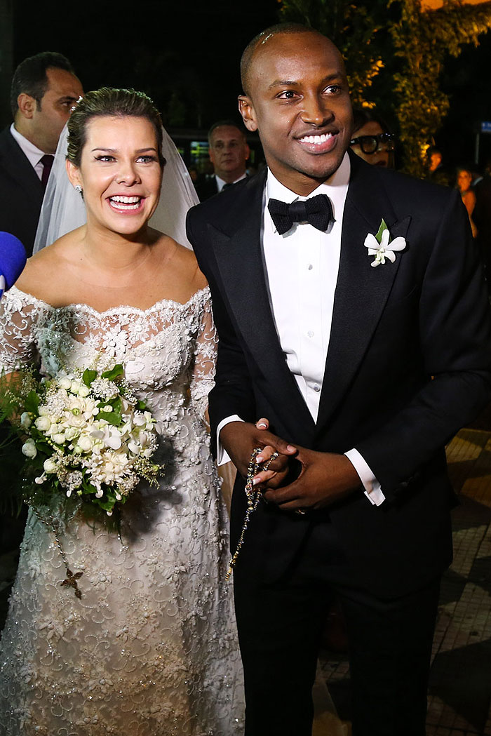 Fernanda Souza e Thiaguinho se casam em São Paulo