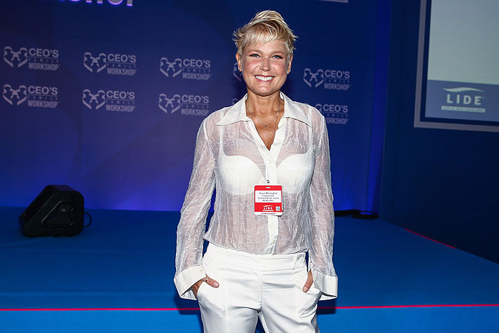 Xuxa marca presença em homenagem a Maurício de Sousa