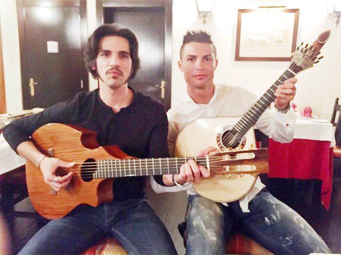 Cristiano Ronaldo se dedica ao fado