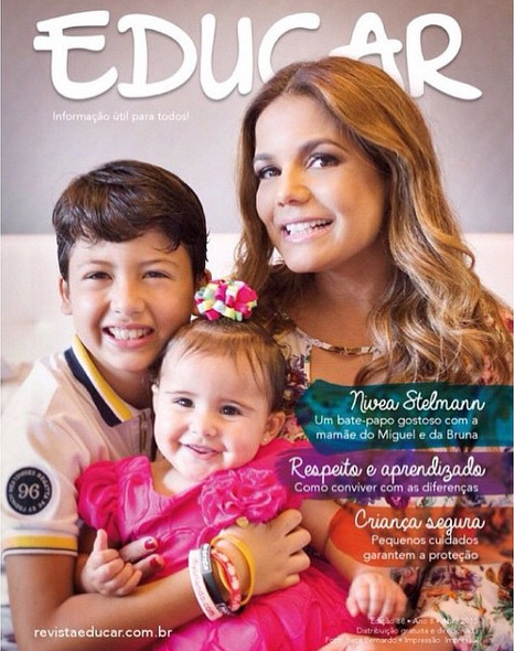 Nivea Stelmann posa com os filhos para revista