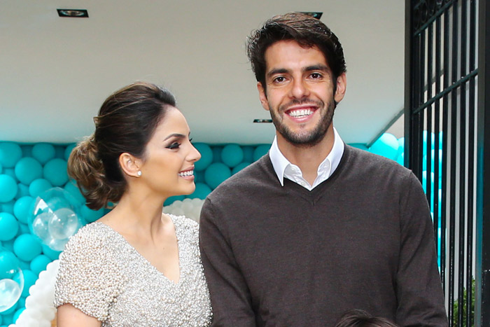 Kaká e Carol Celico esbanjam alegria para comemorar aniversário da filha caçula