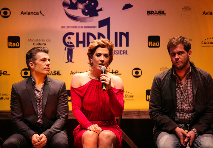 Cláudia Raia, Jarbas Homem de Mello e o diretor do espetáculo, Mariano Detry, apresentam novo musical sobre Charlie Chaplin