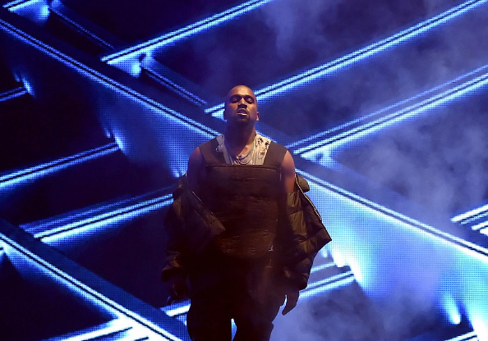 Plateia vaiou Kanye West no Billboard Music Awards. Entenda!