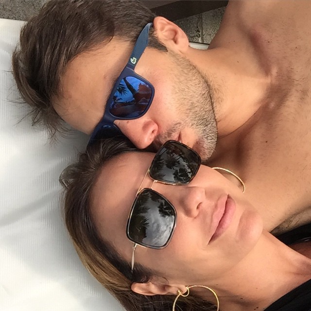 Ivete Sangalo posa para selfie com o maridão: ‘Amando!’