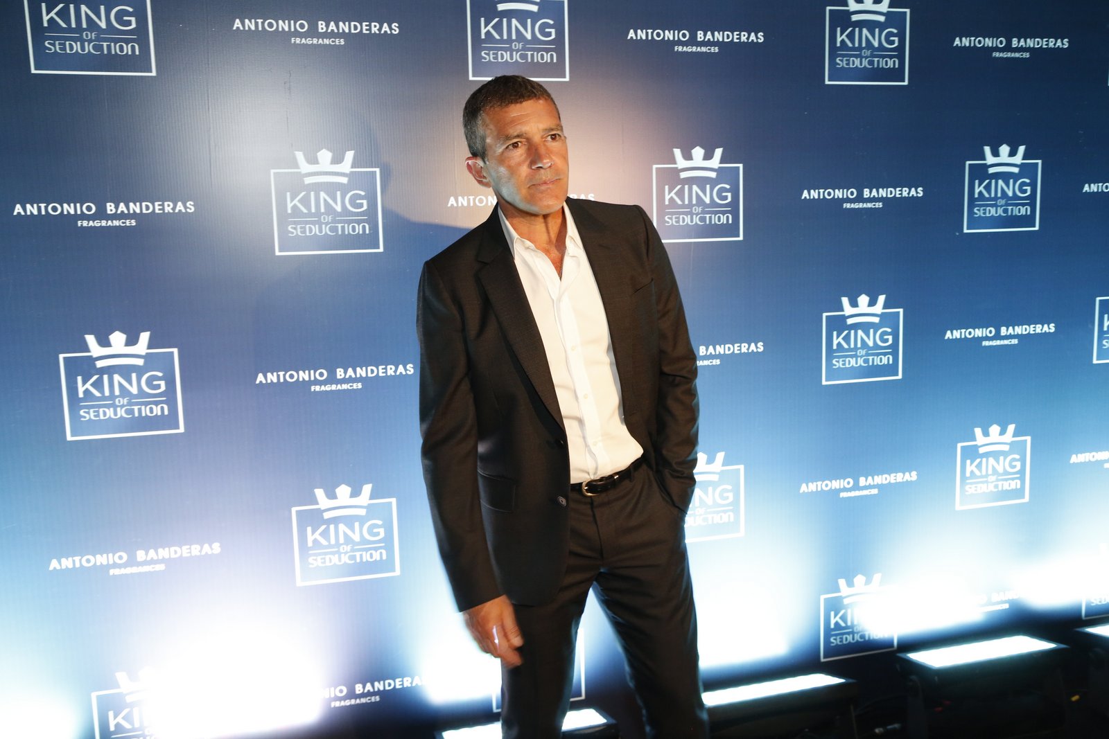 Antonio Banderas no lançamento de seu perfume King of Seduction