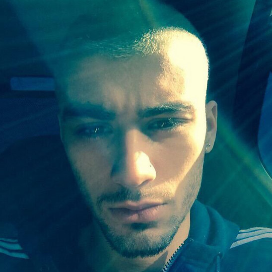 Depois de virar piada, Zayn Malik fica platinado