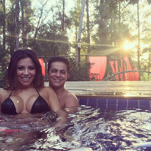 Andressa Ferreira posa com Thammy Miranda: 'Muito amor'