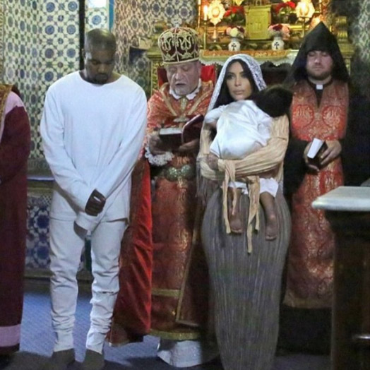 Kim Kardashian mostra detalhes do batizado de North West