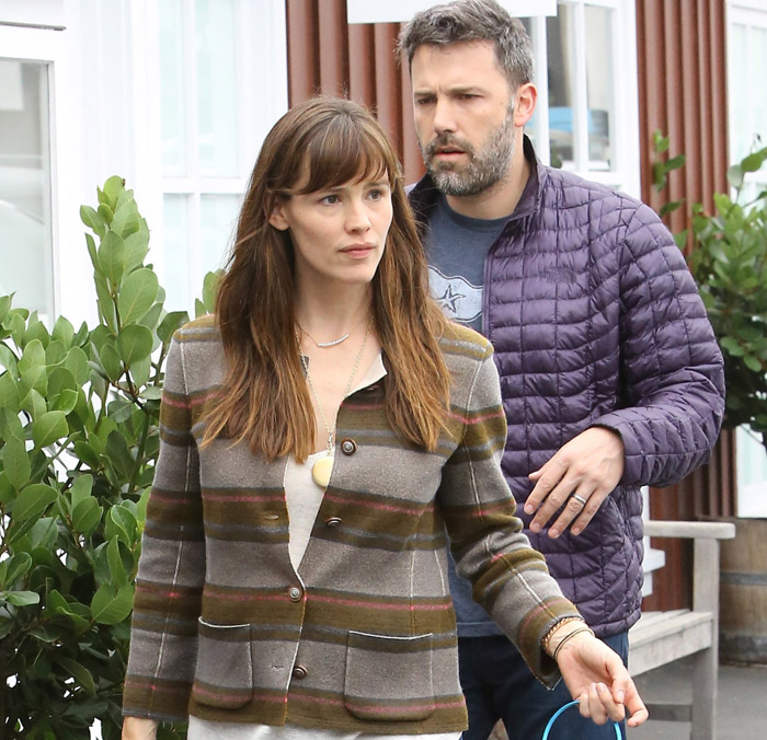 Ben Affleck e Jennifer Garner aumentam rumores de divórcio 