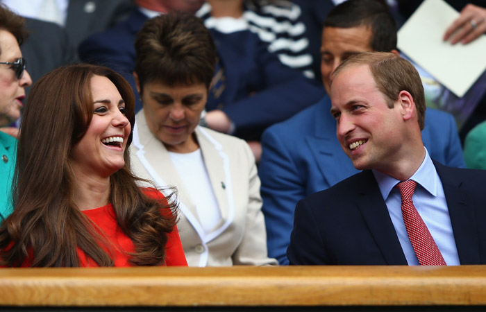 Kate Middleton e Príncipe William assistem jogo de tênis