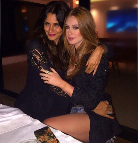 Divas! Marina Ruy Barbosa e Fernanda Motta posam juntas