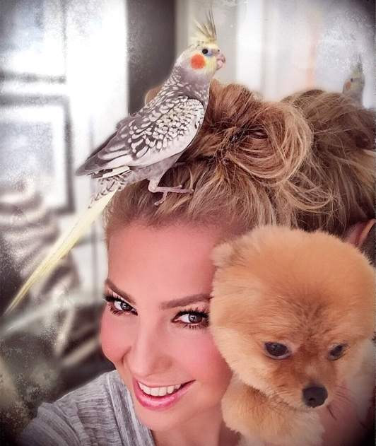 Thalía apresenta seu novo bichinho de estimação no Instagram