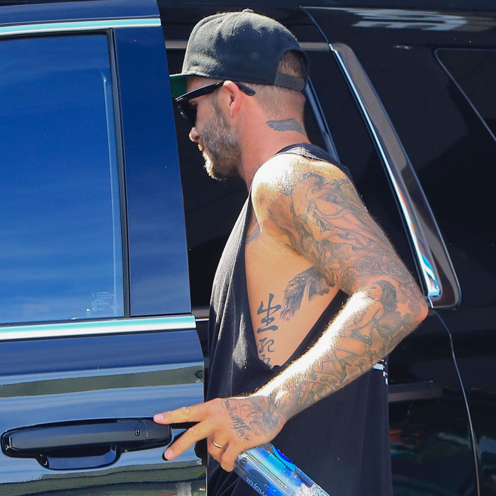 David Beckham aparece com mais uma tatuagem