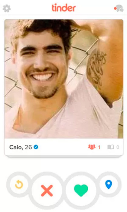 Deu match ? Então, comemora! Caio Castro tem conta no Tinder