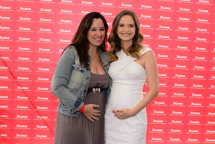 Fernanda Rodrigues já exibe barriguinha de grávida em evento