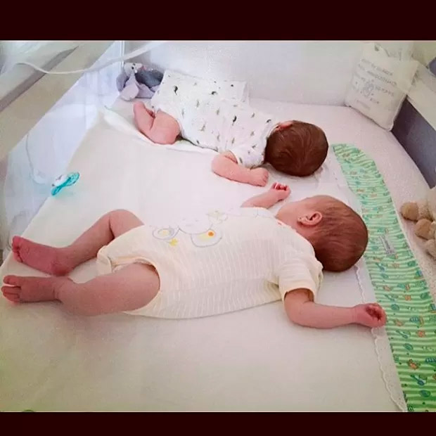  Luana Piovani compartilha o amor por seus filhos gêmeos 