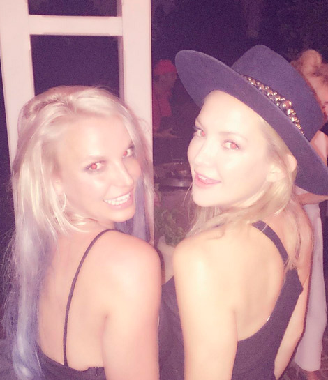 Britney Spears e Kate Hudson se divertem juntas