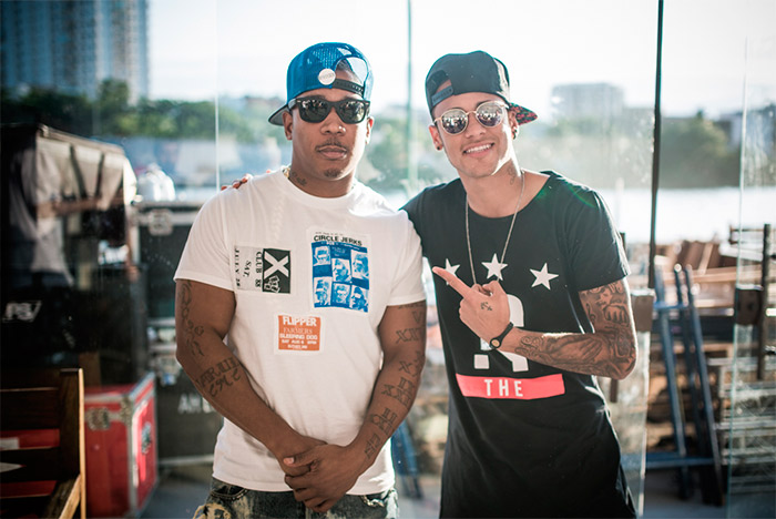 Neymar Jr. posa ao lado de Ja Rule em festa no Rio 