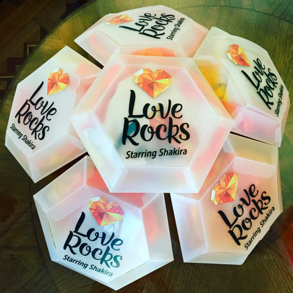 Shakira lança novo game Love Rocks