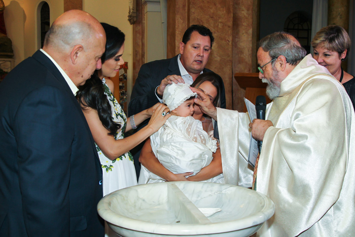 Daniela Albuquerque e Amilcare Dallevo Jr. batizam a caçula