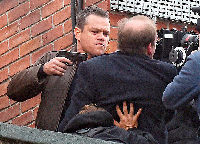 Matt Damon roda cenas tensas no alto de um prédio em Londres
