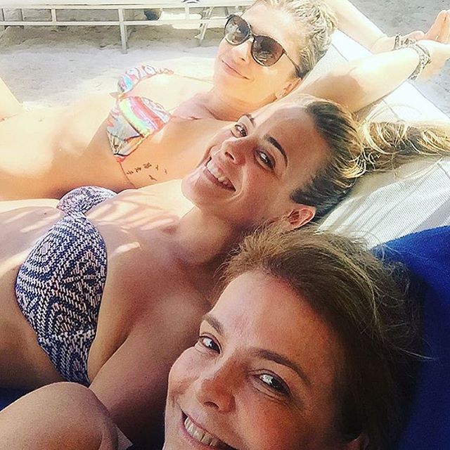 Grazi Massafera, Juliana Silveira e Márcia Marbá em Punta Cana