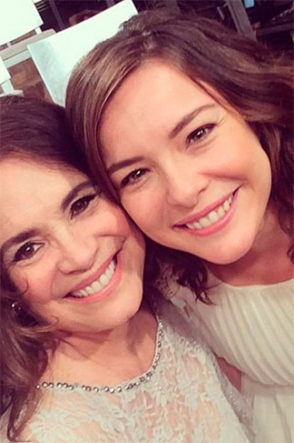 Regiane Alves e Regina Duarte: Regiane é casada com o filho de Regina, João Gomez, fazendo com que a atriz tenha como sogra um dos grandes nomes da televisão