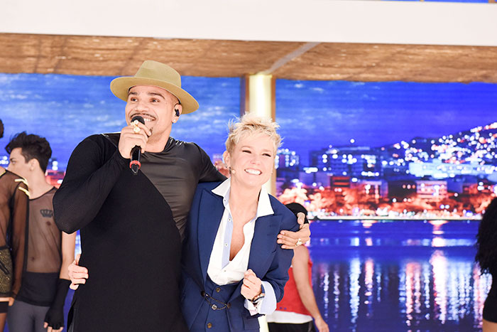 Naldo e Xuxa no palco