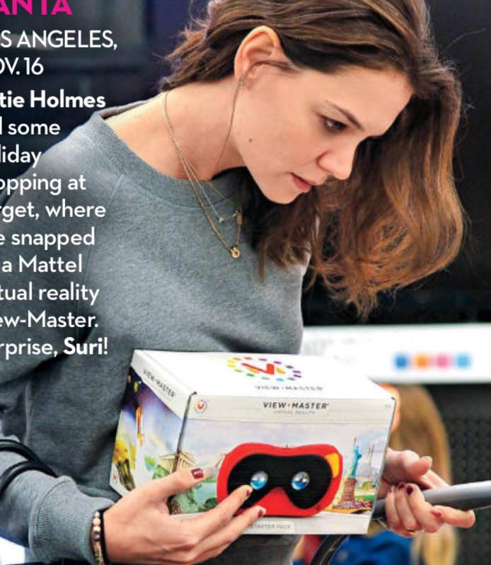 Katie Holmes compra brinquedo de realidade virtual para Suri