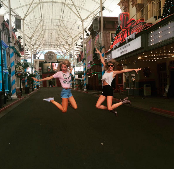 Taylor Swift e Blake Lively se divertem juntas na Austrália