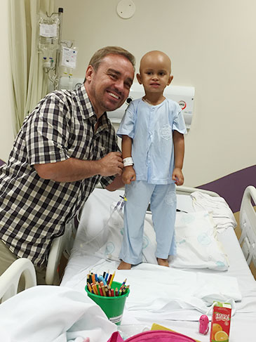 Gugu visita Hospital do Câncer de Barretos