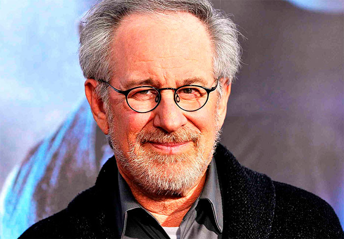 “Ninguém pode substituir Harrison como Indy. Isso nunca acontecerá. Só um ator interpretará o Indiana Jones e esse é Harriso Ford”, Steven Spielberg à revista Premiere