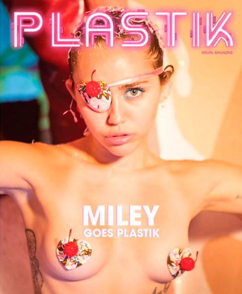 Miley Cyrus posa de topless em capa de revista