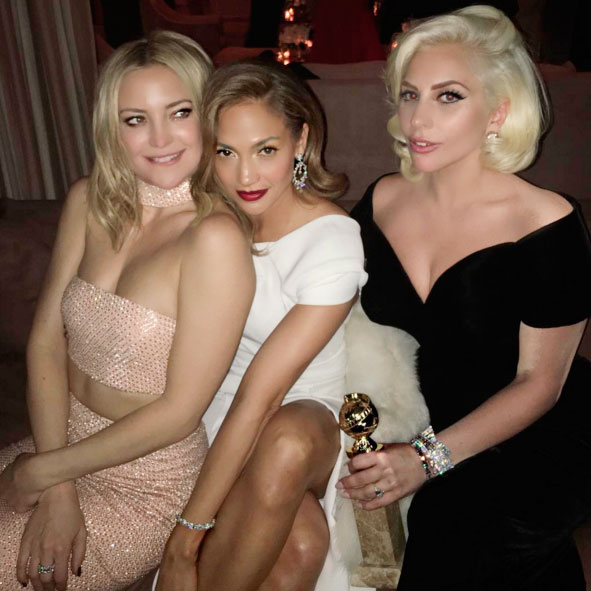  Musas! Jennifer Lopez posa com Lady Gaga e Kate Hudson