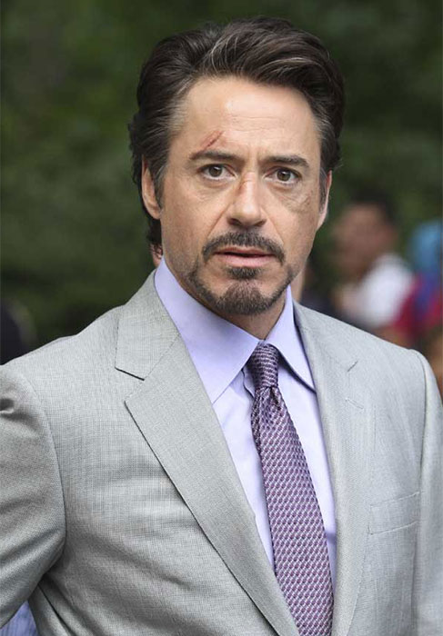 Robert Downey Jr.: O famoso Homem de Ferro nunca escondeu que teve problema com drogas, e já acabou sendo preso por porte de entorpecentes