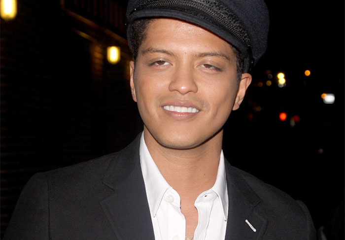 Bruno Mars: O cantor foi preso em 2010 por porte de drogas em Vegas