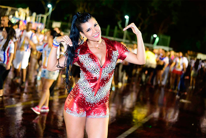 Jennifer Camacho sobre Carnaval: 'Está tudo feito'