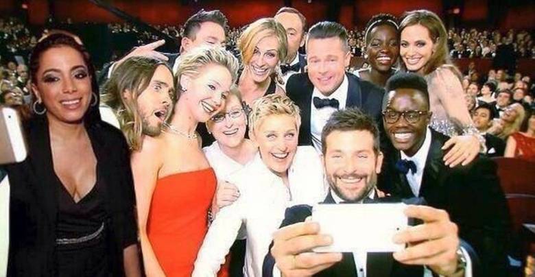 Como todo mundo bem sabe, Bradley Cooper roubou a cena durante o Oscar de 2014, que aproveitou para, entre outras coisas, reunir vários de seus amigos famosos em uma única selfie. E não é que até Anitta foi inserida na foto?