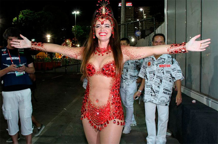 Luma de Oliveira sobre o Carnaval: 'Amo incondicionalmente'