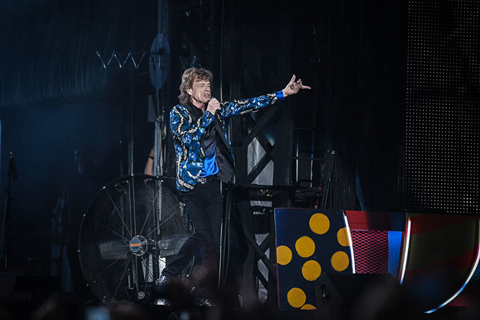 Os Rolling Stones cantaram seus maiores sucessos no show